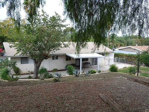 5th image of 19860 Katy St