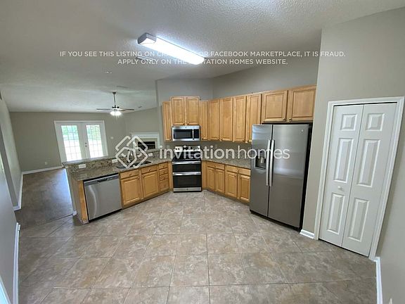 5th image of 156 N Lake Cunningham Ave