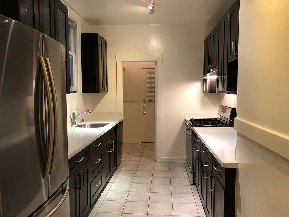 1st image of 1946 Washington St APT 4