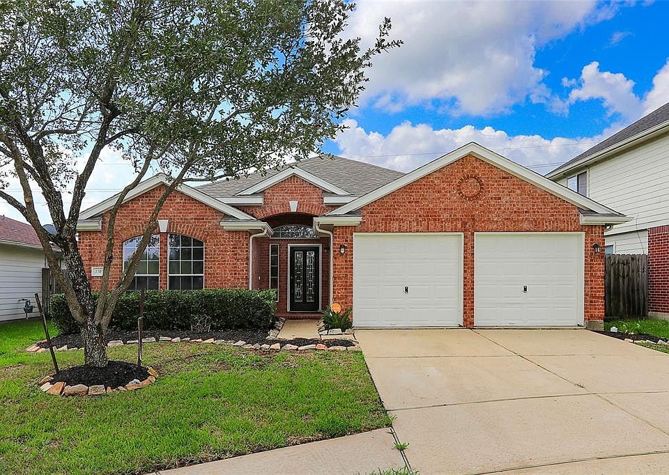 1st image of 2319 Chelsea Vale Dr