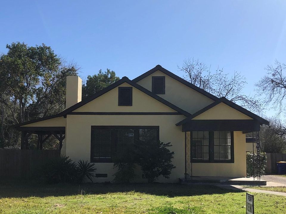 Front View of House @ 1614 St. Vincent Street