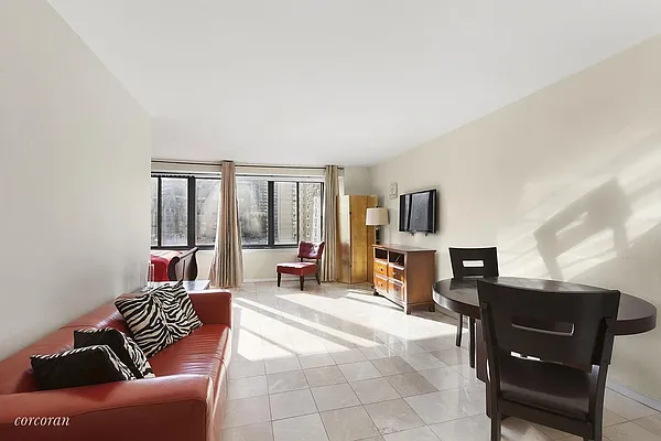 Rented by Corcoran | media 15