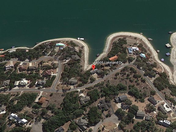 5th image of 18505 Lakeland Dr