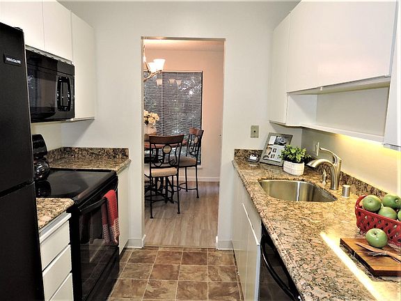 5th image of 450 N Civic Dr APT 401