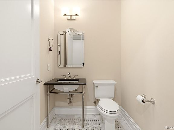 4th image of 6000 Royal Court #6204