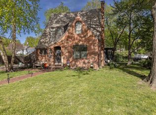 1286 SW Randolph Ave, Topeka, KS 66604