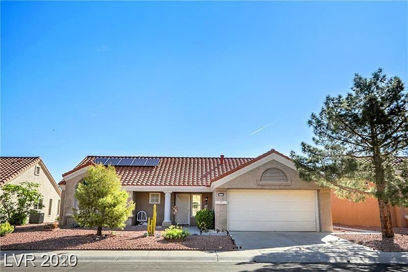 1st image of 2444 N Palmridge Dr