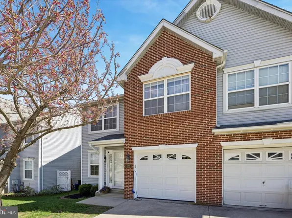 270 Ripka St, Philadelphia, PA 19127