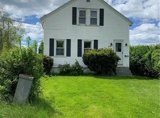 1119 Green End Ave, Middletown, RI 02842