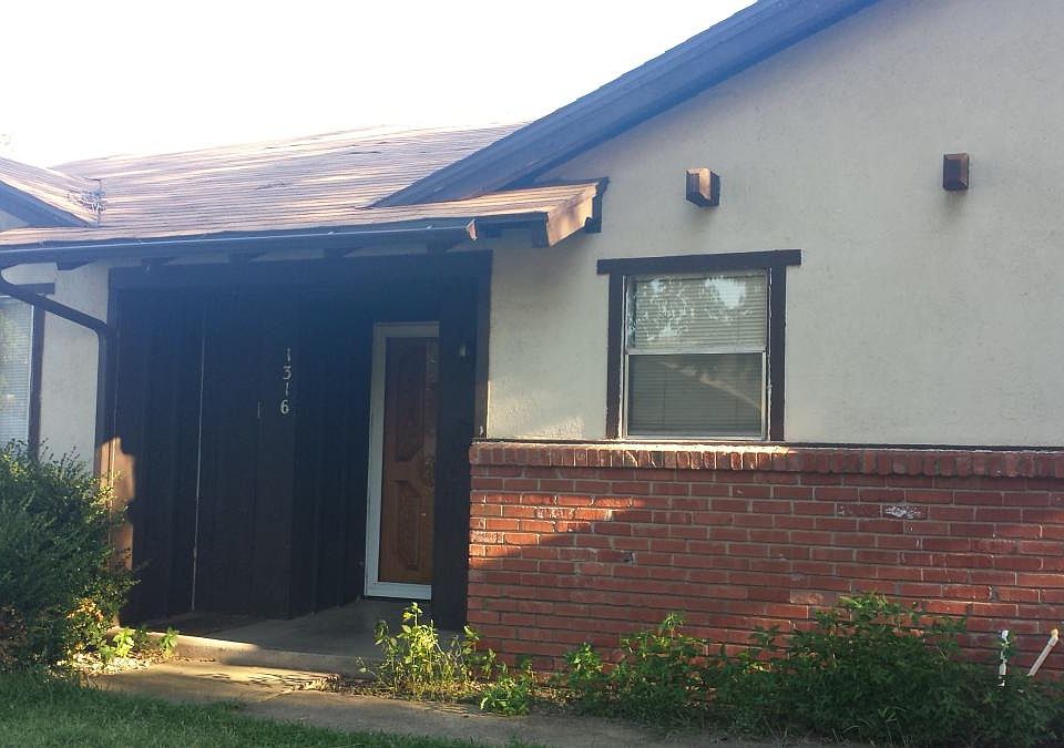 1st image of 1316 E Boyd St