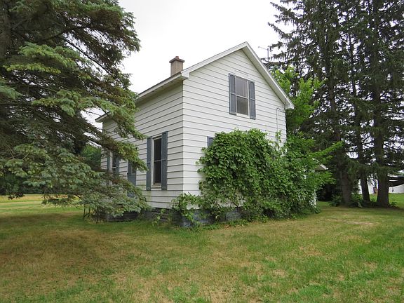 4th image of 4840 Riverview Dr