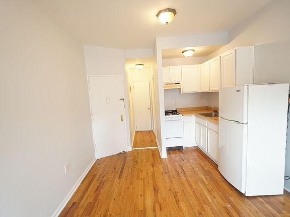 5th image of 30 Nevins St #2H