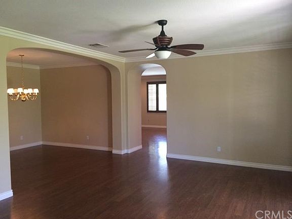 4th image of 29369 Lynn Ct