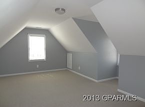 4th image of 194 Magnolia Dr