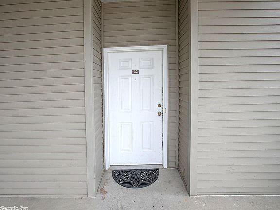5th image of 816 North St APT 32