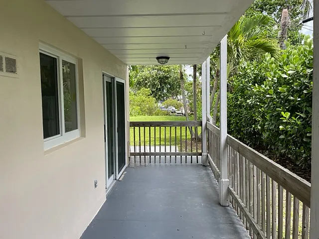 745 Hummingbird Way — Photo 11