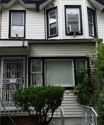 3rd image of 10750 111th St