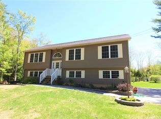 57 Homsted Ln, Hermon, ME 04401