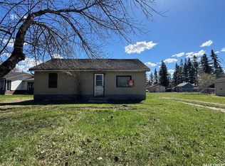 208 Irvine St, Cut Knife, SK S0M0N0