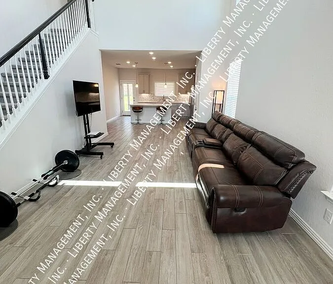 1822 Gabby Cole Ln — Photo 12