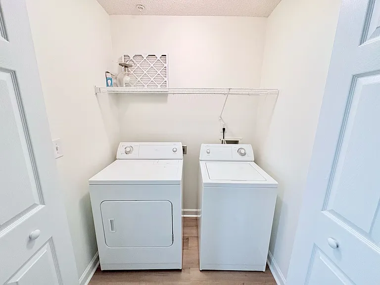 201 Harts Cove Way — Photo 16
