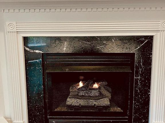 4th image of 2209 Kimball Pl