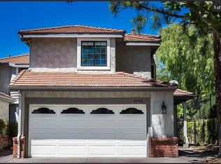 29731 Strawberry Hill Dr, Agoura Hills, CA 91301