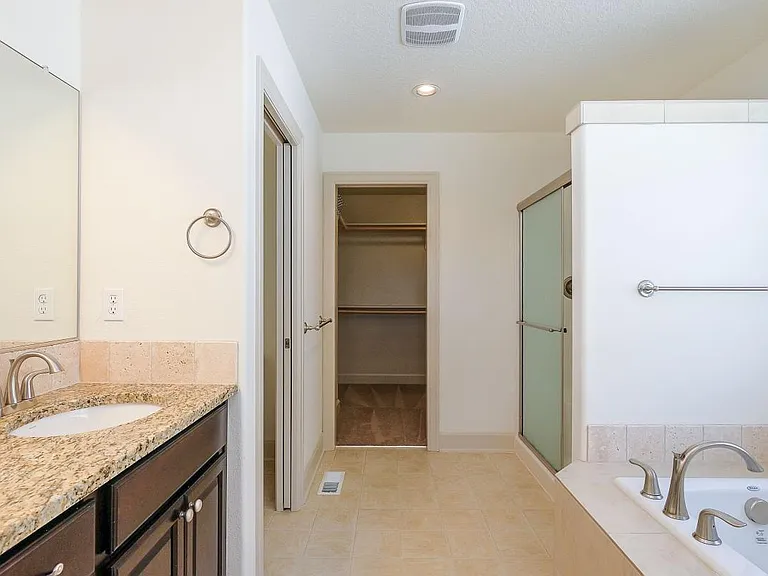 Master Bath to Walk-in Closet