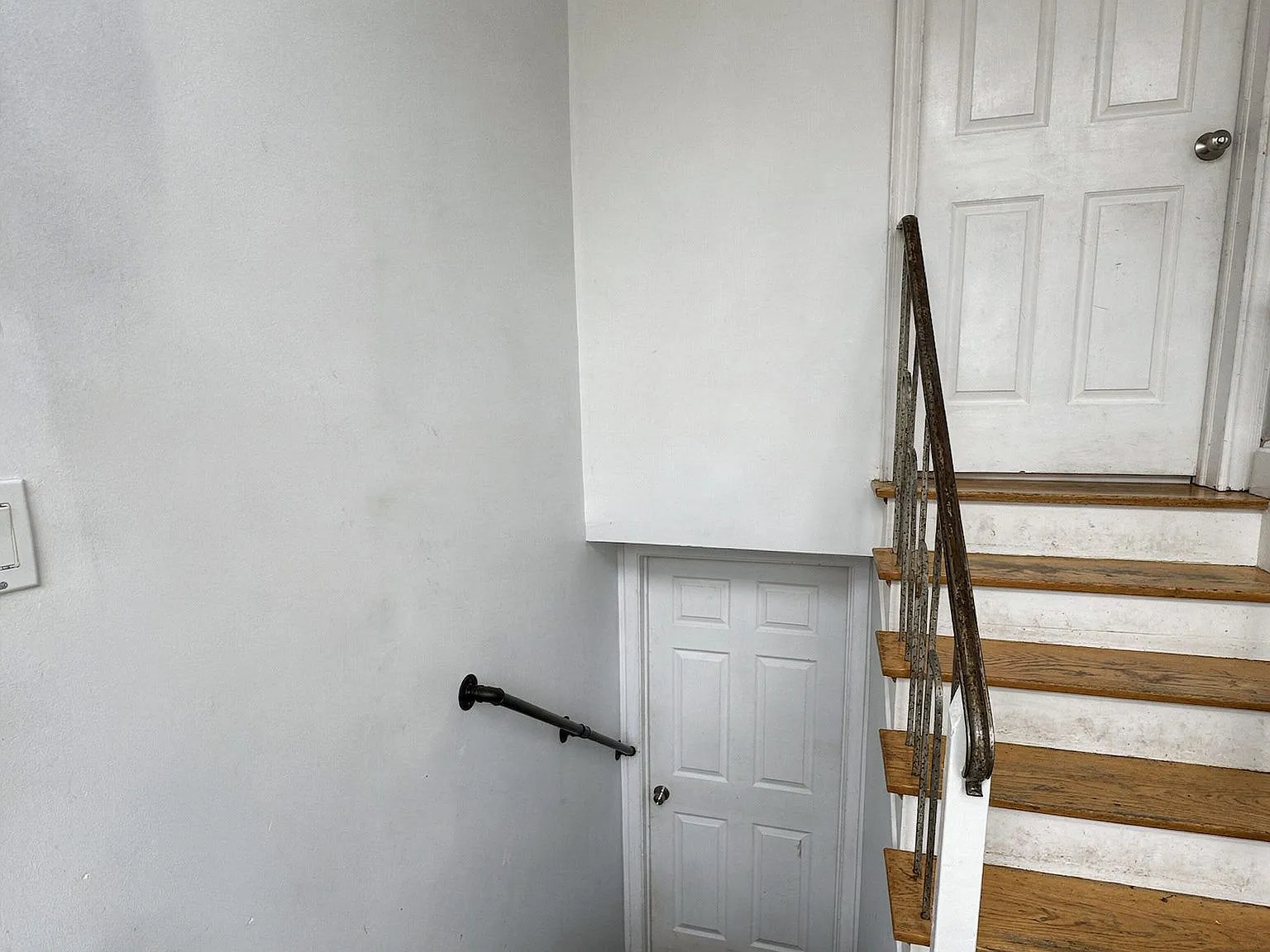2 bed, $2,000 — Photo 3