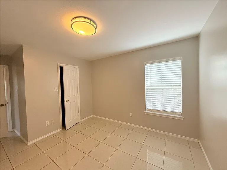 12818 Magenta Oaks Dr — Photo 20