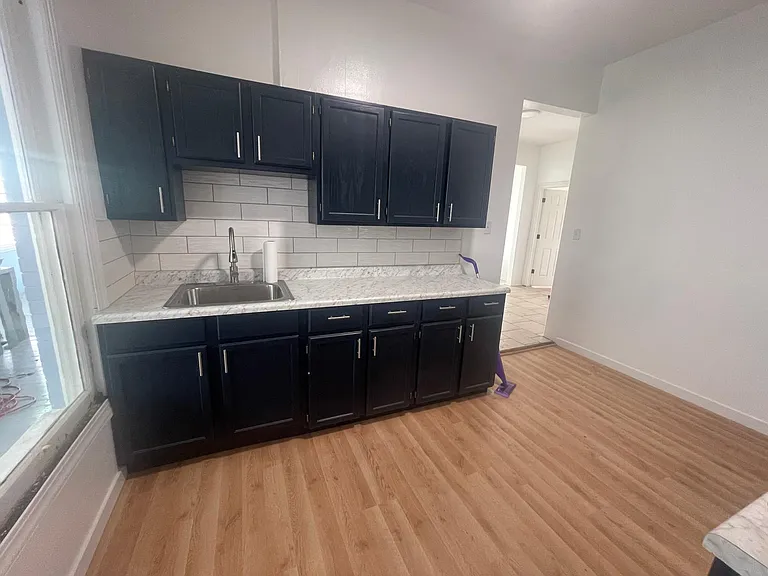 2018 New York Ave #1 — Photo 4