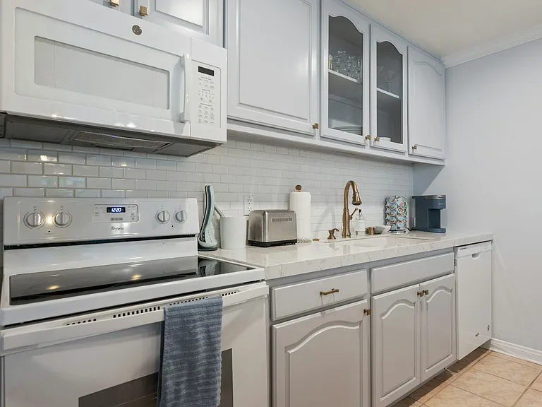 635 S Prospect Ave #101A — Photo 13