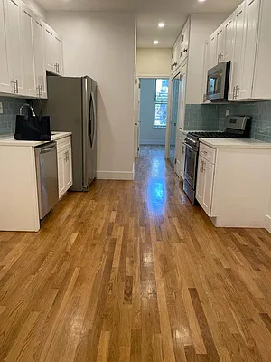 Rented by Manhattan Flats | media 10