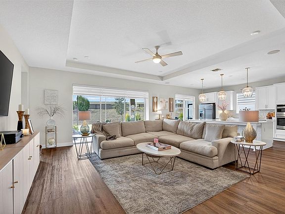 2nd image of 910 Zeek Ridge Ct