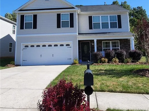 6625 Glenville Dr, Whitsett, NC 27377