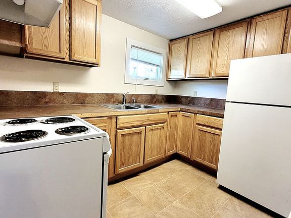 5th image of 1508 W Hays St