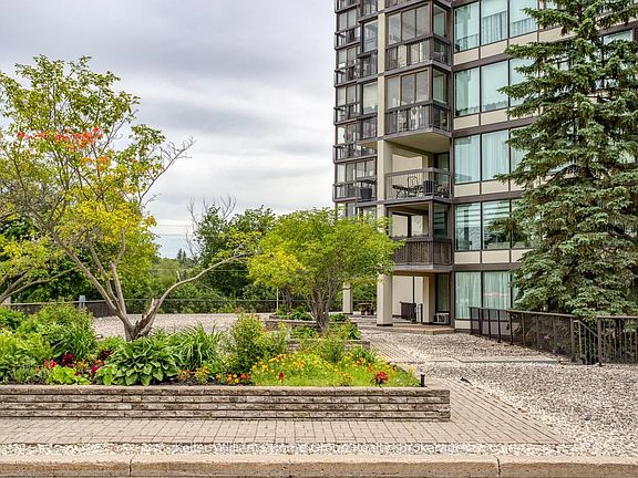 2nd image of 23 Woodlawn Rd E #505