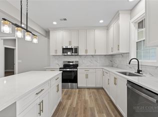 416 Whitmore St SE, Lenoir, NC 28645