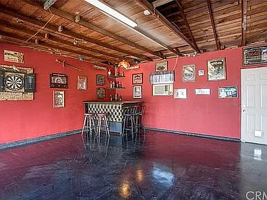 125 E Van Koevering St — Photo 3