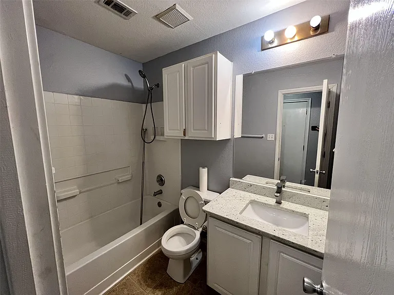 13501 Marie Ln — Photo 16