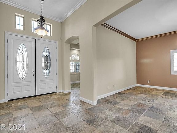 2nd image of 6111 Villa De Picasso Ave