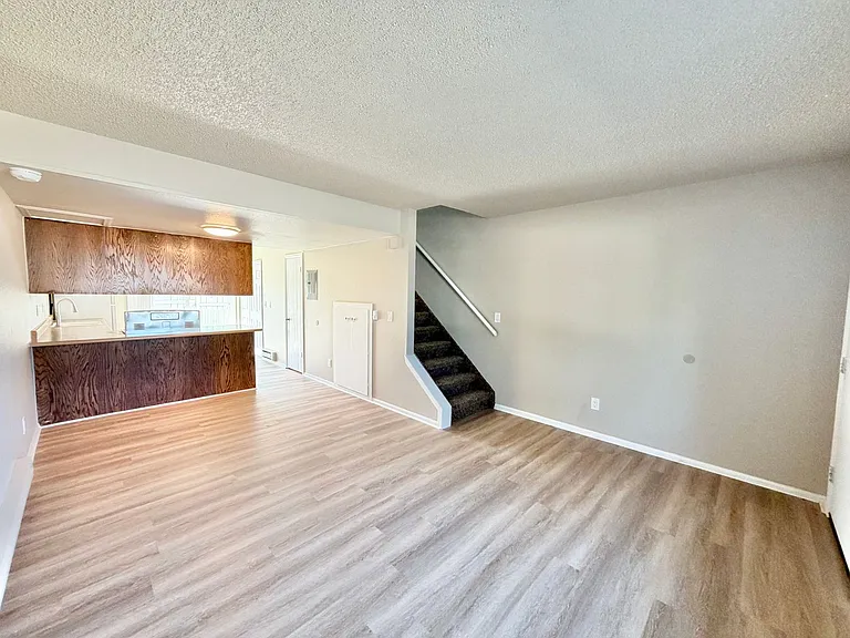 8187 Castle Royal Dr. — Photo 10