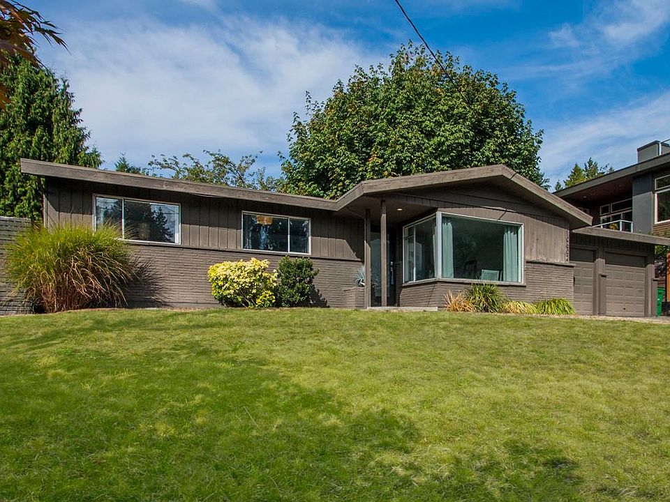 1st image of 10602 NE 47th Pl #Two