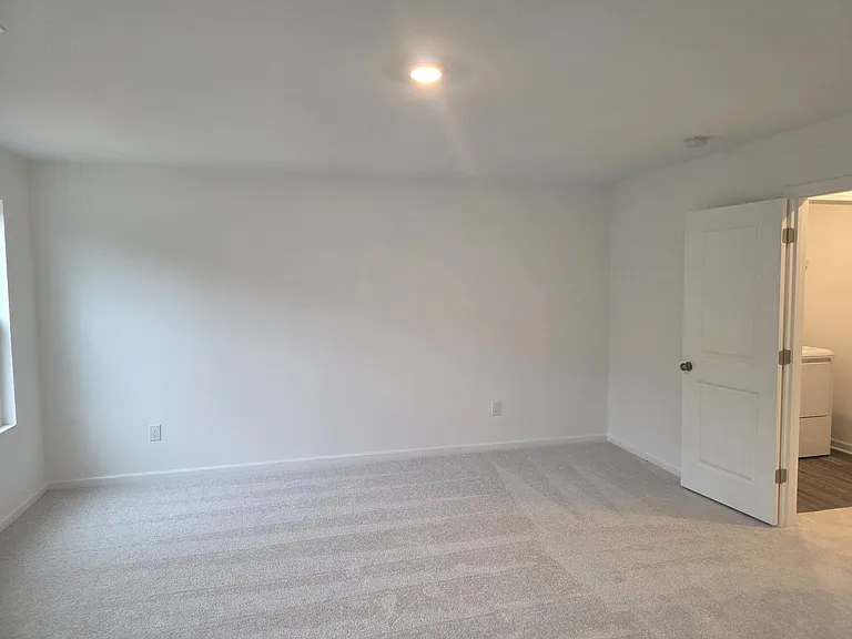 101 Napoleone St — Photo 15