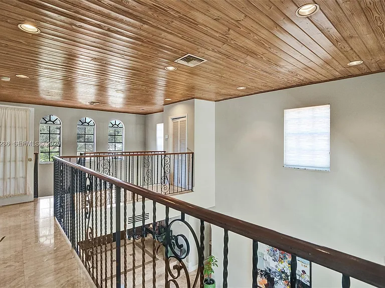 1534 Palancia Ave — Photo 25