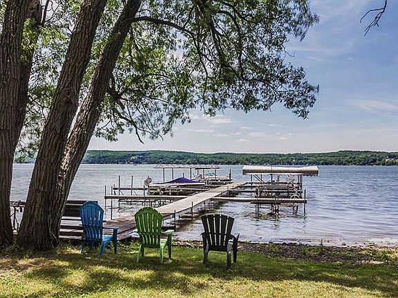 Deeded Lakerights 