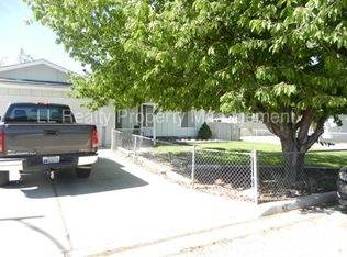 485 Sierra St, Fernley, NV 89408