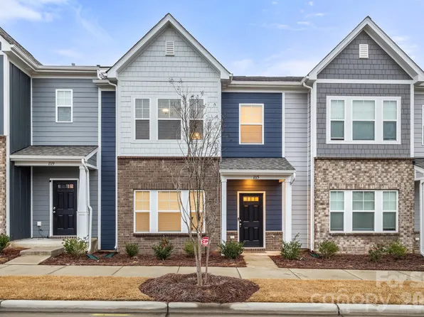 1115 Foundry Dr, Gastonia, NC 28054