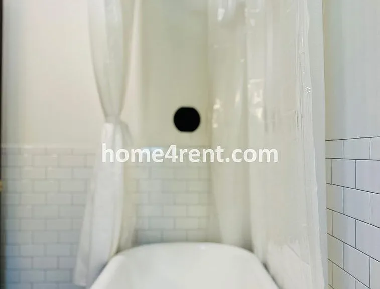 641 W 39th Ter — Photo 49