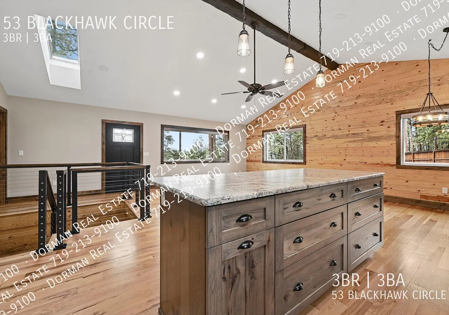 Stunning Remodeled Home + Office, Garage & Fenced Yard! — Photo 4